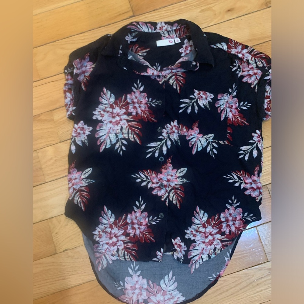 S.O. Floral Button Up Shirt